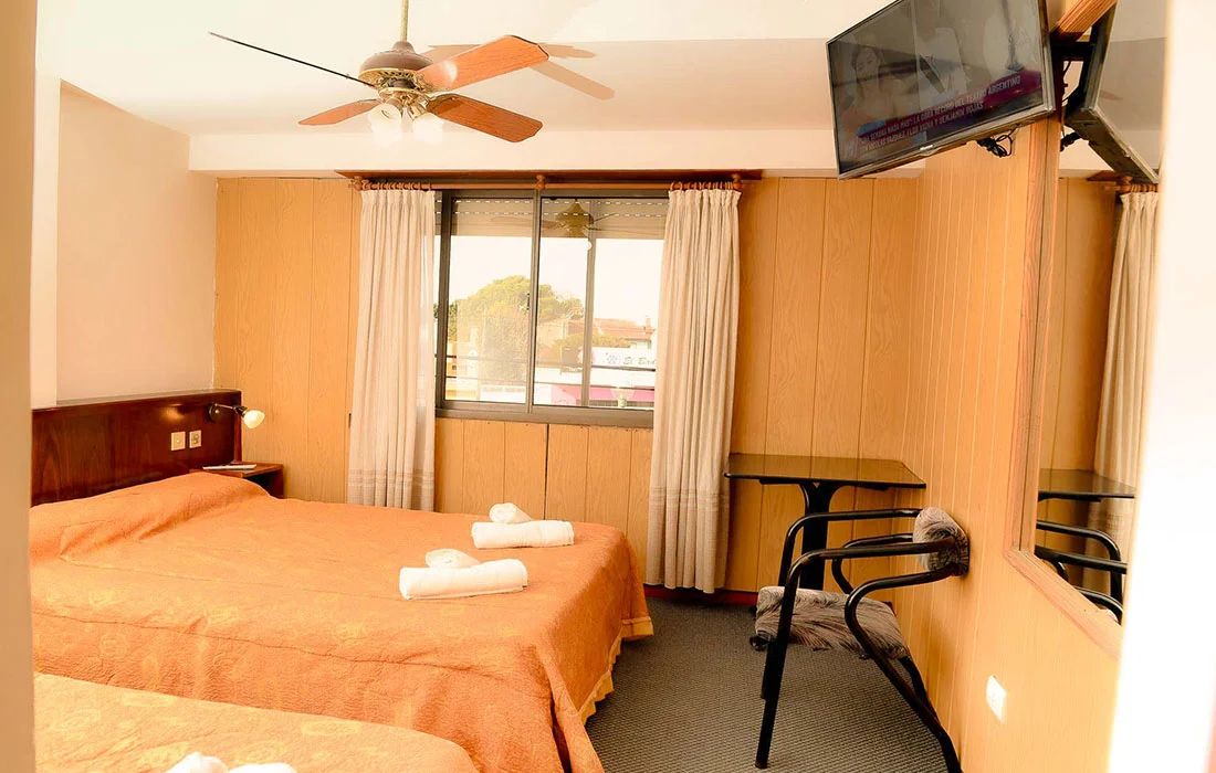 Habitación Triple - Hotel Sun Shine